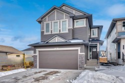 77 Versant Point SW Calgary, AB T2Z 0Z5