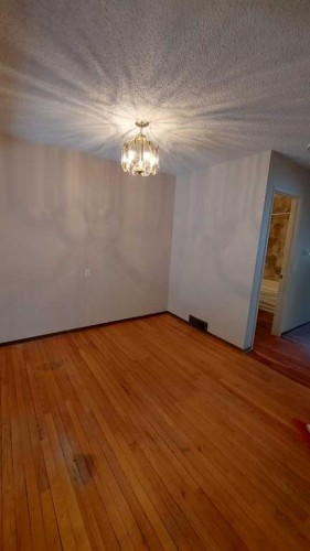 821 Whitemont Drive Ne, Calgary, AB - Indoor Photo Showing Other Room
