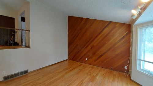 821 Whitemont Drive Ne, Calgary, AB - Indoor Photo Showing Other Room