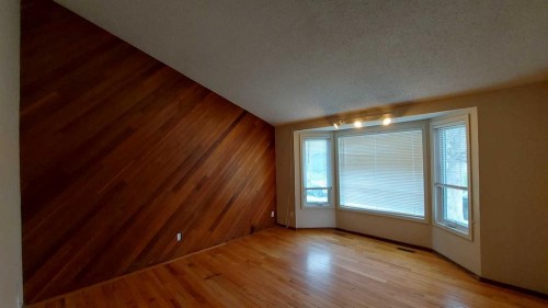 821 Whitemont Drive Ne, Calgary, AB - Indoor Photo Showing Other Room
