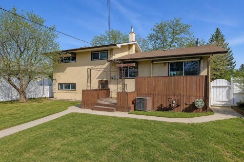68 West Glen Crescent Sw, Calgary, AB - Outdoor