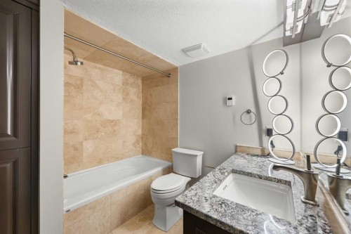 136 Edelweiss Drive Nw, Calgary, AB - Indoor Photo Showing Bathroom