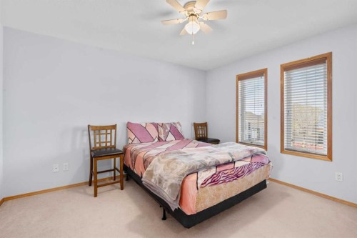 230 Tarawood Close Ne, Calgary, AB - Indoor Photo Showing Bedroom