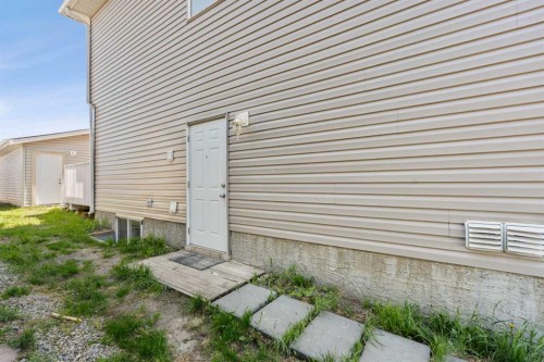 230 Tarawood Close Ne, Calgary, AB - Outdoor With Exterior