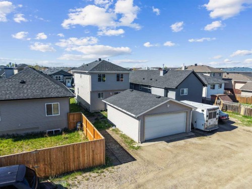 230 Tarawood Close Ne, Calgary, AB - Outdoor