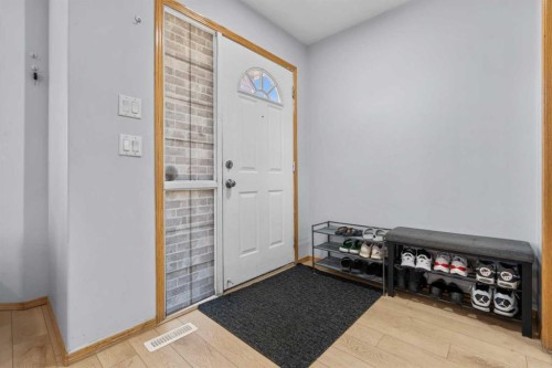 230 Tarawood Close Ne, Calgary, AB - Indoor Photo Showing Other Room