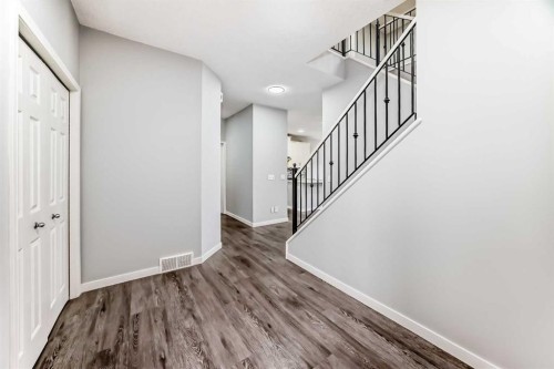 114 Valley Crest Close Nw, Calgary, AB - Indoor Photo Showing Other Room