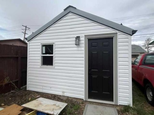 406 Main Street, Trochu, AB - Outdoor With Exterior