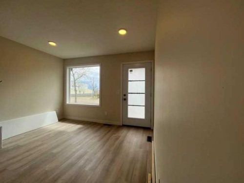 406 Main Street, Trochu, AB - Indoor Photo Showing Other Room