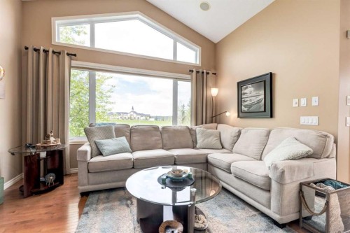 38 Kincora Terrace Nw, Calgary, AB - Indoor Photo Showing Living Room