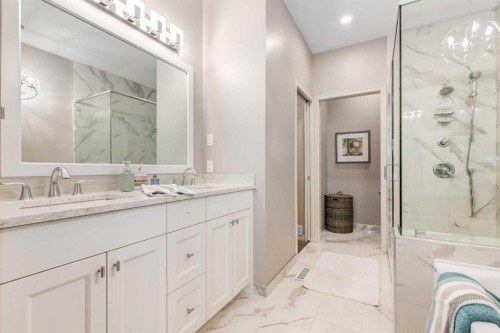 38 Kincora Terrace Nw, Calgary, AB - Indoor Photo Showing Bathroom