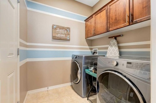 38 Kincora Terrace Nw, Calgary, AB - Indoor Photo Showing Laundry Room