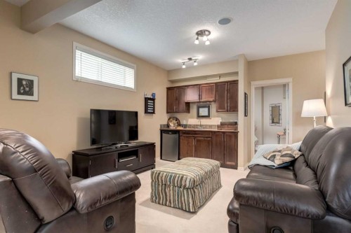 38 Kincora Terrace Nw, Calgary, AB - Indoor Photo Showing Living Room