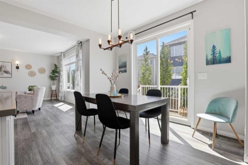 25 Yorkville Green Sw, Calgary, AB - Indoor Photo Showing Dining Room