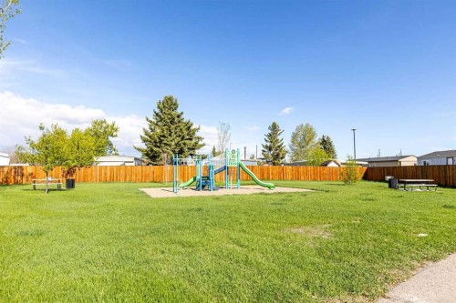 117 Sunset Way, High River, AB 