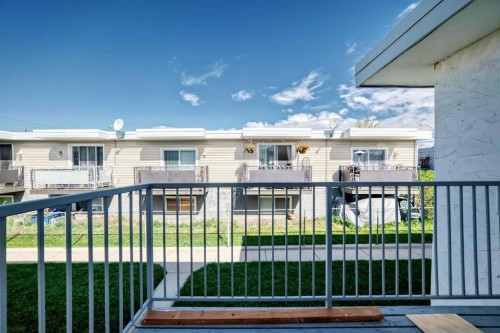 3-4503 75 Street Nw, Calgary, AB - Outdoor With Balcony