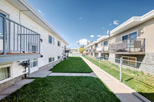 3-4503 75 Street Nw, Calgary, AB - Outdoor With Balcony