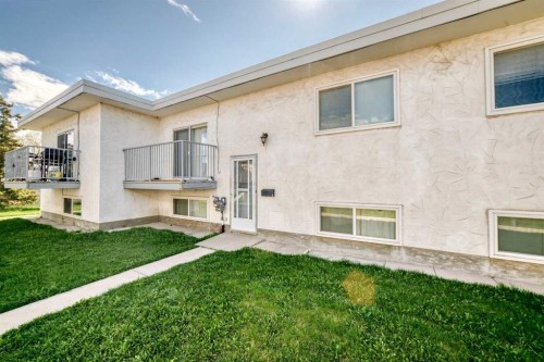 3-4503 75 Street Nw, Calgary, AB - Outdoor With Balcony