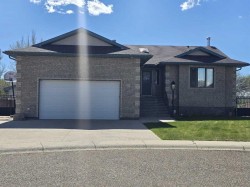 37 Heritage Place NEMedicine Hat, AB T1C 1X8