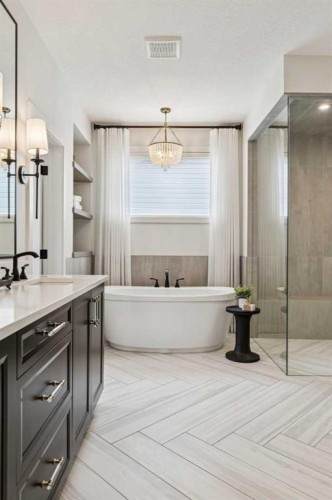 22 Mahogany Cove Se, Calgary, AB - Indoor Photo Showing Bathroom