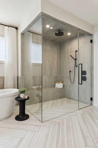 22 Mahogany Cove Se, Calgary, AB - Indoor Photo Showing Bathroom