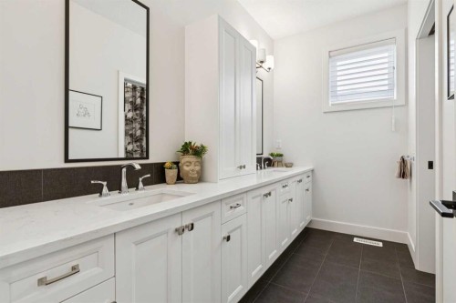 22 Mahogany Cove Se, Calgary, AB - Indoor Photo Showing Bathroom