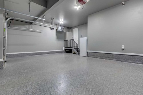 22 Mahogany Cove Se, Calgary, AB - Indoor Photo Showing Garage