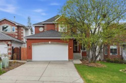12 Citadel Park NW Calgary, AB T3G 3X8