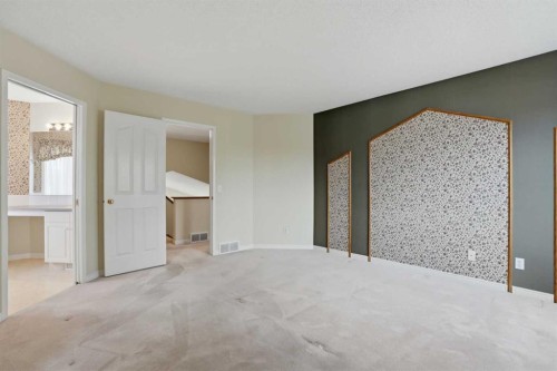 12 Citadel Park Nw, Calgary, AB - Indoor Photo Showing Other Room