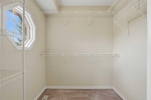 12 Citadel Park Nw, Calgary, AB - Indoor With Storage