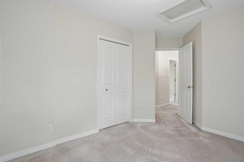 12 Citadel Park Nw, Calgary, AB - Indoor Photo Showing Other Room