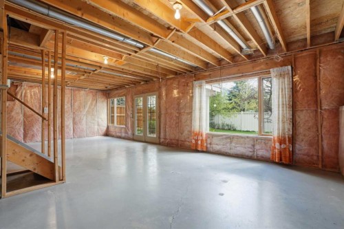 12 Citadel Park Nw, Calgary, AB - Indoor