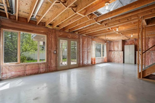 12 Citadel Park Nw, Calgary, AB - Indoor Photo Showing Other Room