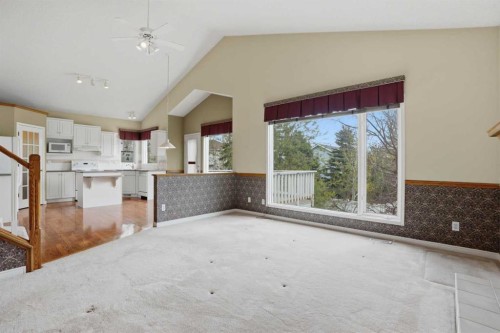 12 Citadel Park Nw, Calgary, AB - Indoor Photo Showing Kitchen