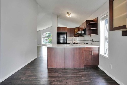 42 Harvest Rose Circle Ne, Calgary, AB - Indoor Photo Showing Kitchen