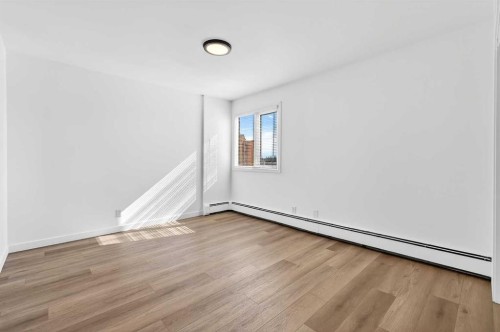 903-1107 15 Avenue Sw, Calgary, AB - Indoor Photo Showing Other Room