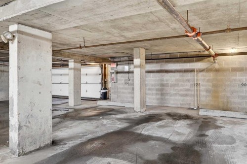 903-1107 15 Avenue Sw, Calgary, AB - Indoor Photo Showing Garage