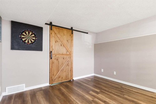 235 Deerview Drive Se, Calgary, AB - Indoor Photo Showing Other Room