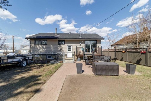 4923 51 Avenue, Holden, AB - Outdoor With Deck Patio Veranda