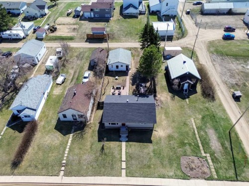 4923 51 Avenue, Holden, AB - Outdoor With View