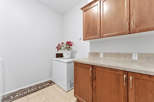 138 Bridlerange Place Sw, Calgary, AB - Indoor