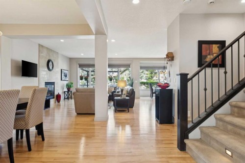 24 Auburn Sound Crescent Se, Calgary, AB - Indoor Photo Showing Other Room