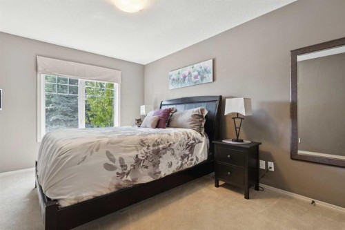 24 Auburn Sound Crescent Se, Calgary, AB - Indoor Photo Showing Bedroom