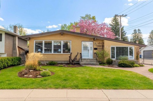 332 Wascana Crescent Se, Calgary, AB - Outdoor