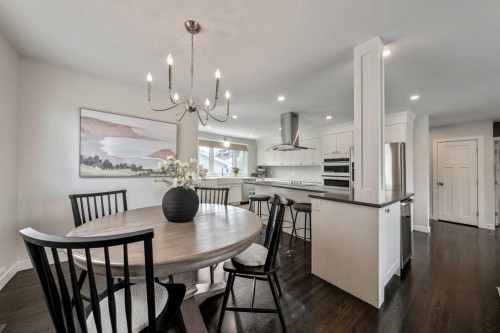 6007 34 Street Sw, Calgary, AB - Indoor Photo Showing Dining Room