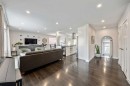 6007 34 Street Sw, Calgary, AB  - Indoor Photo Showing Living Room 