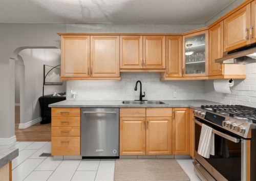 1817 18 Street Sw, Calgary, AB - Indoor Photo Showing Kitchen With Double Sink