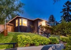 1817 18 Street SW Calgary, AB T2T 4T2