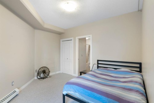 204-3111 34 Avenue Nw, Calgary, AB - Indoor Photo Showing Bedroom