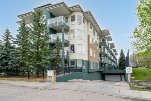 204-3111 34 Avenue Nw, Calgary, AB - Outdoor